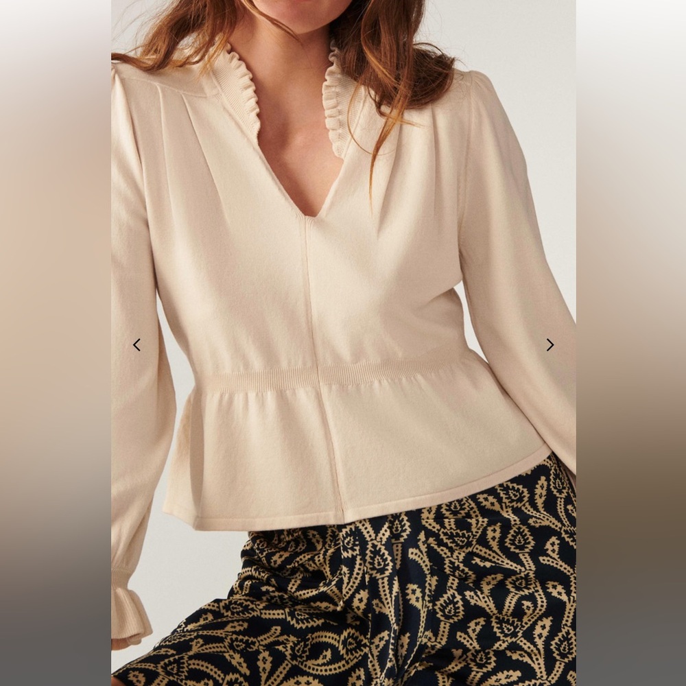 NEW ba&sh Women's Seoul Ruffle V Neck Long Sleeve Cream Sweater